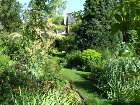 Nibelle et Baudouin Le jardin privé d André Eve à Pithiviers