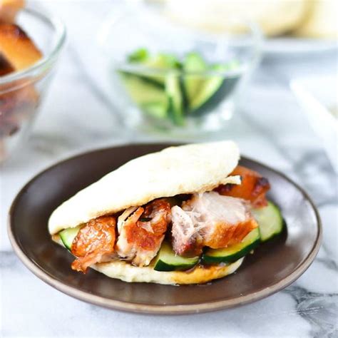 Copycat Momofuku Pork Buns