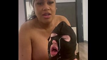 La transexual negra BBW Carmen Masters hace un ENORME LÍO La mayor