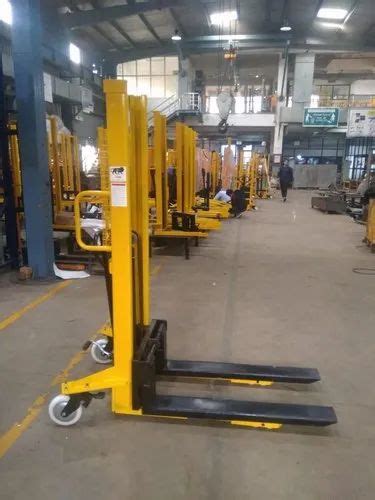 DEEPL Mild Steel Manual Pallet Stacker At Rs 38000 In Faridabad ID