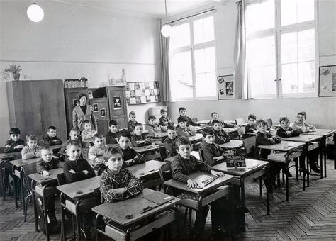Photo De Classe CE1 De 1968 Ecole Chevreul Gay Copains D Avant