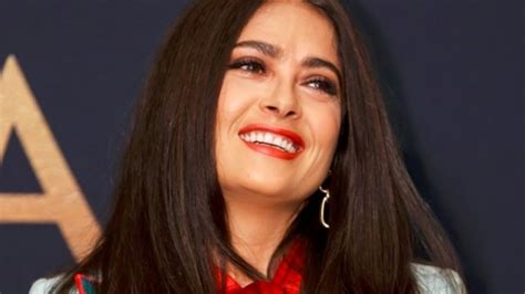 Salma Hayek Y La Increíble Forma De Recibir Sus 56 Años Mvs Noticias