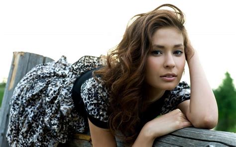 Women Outdoors Women Model Portrait Long Hair Brunette Looking At Viewer Photography