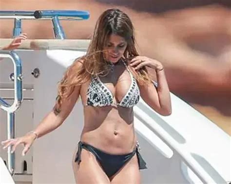 Antonela Roccuzzo Se Fotografió En Bikini Y Lionel Messi No Le Sacó Los Ojos De Encima Nueva Rioja