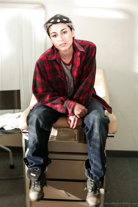 Nasty Chick Raven Rockette In Strapon Socks Spreading To Show Hairy Pussy Porn Pictures XXX