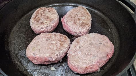 Hambagu ( 和風ハンバーグ – Japanese Hamburger Steak )