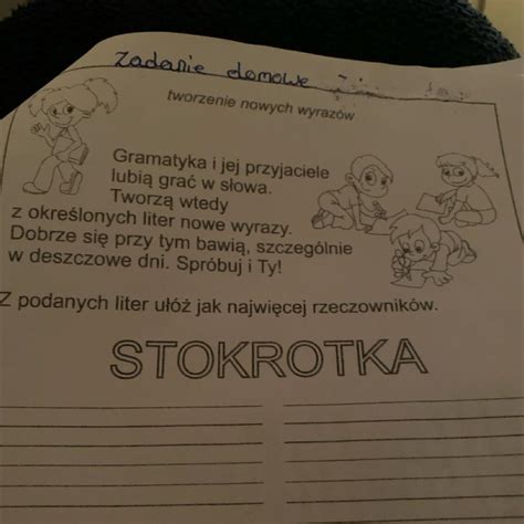 Gramatyka i jej przyjaciele lubią grać w słowa Tworzą wtedy a z