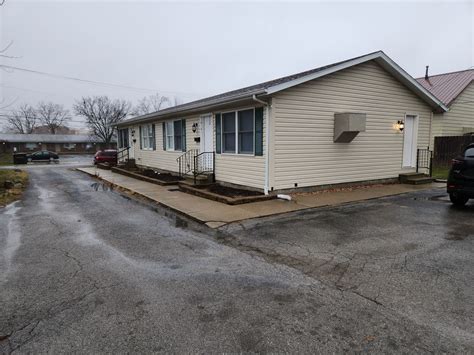 135 E Foulke Ave #B, Findlay, OH 45840 - See Est. Value, Schools & More