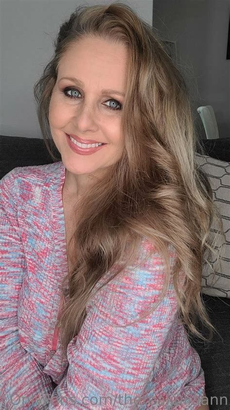 Therealjuliaann Therealjuliaannlive Nude Leaks Onlyfans Onlyfans Fapellino