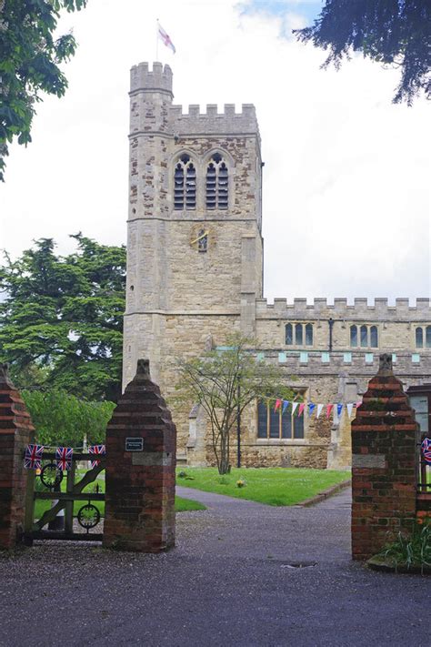 St Mary S Church Bletchley Stephen McKay Geograph Britain And Ireland