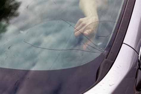 Knowing When To Repair Or Replace Your Windshield