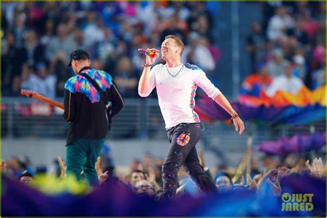 Coldplay: Super Bowl Halftime Show 2016 Video - WATCH NOW!: Photo ...