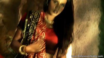 Making Sure You Enjoy Her Body XVIDEOS