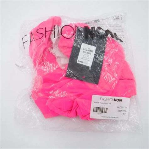 Fashion Nova Beach Vixen Bikini Set Neon Pink Size XS Dutch Goat