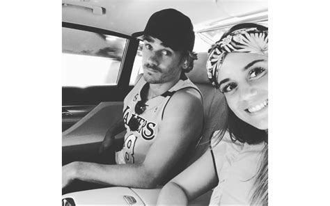 Photo Antoine Griezmann Et Erika Choperena Jeunes Mari S En Voyage