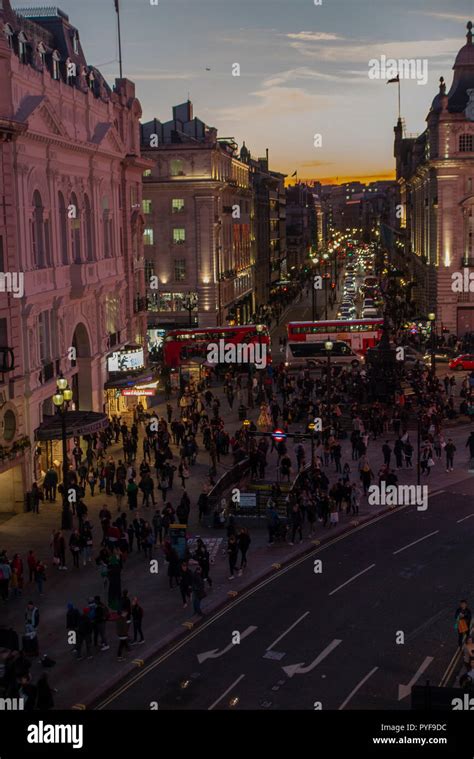 Piccadilly circus night aerial view hi-res stock photography and images ...