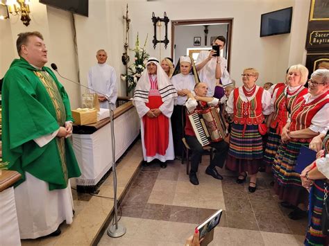 Ksiądz Jan Godek z parafii w Lisowie w gminie Jastrzębia pożegnany