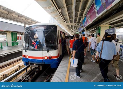 Bangkok Train Station editorial stock photo. Image of travel - 23438848