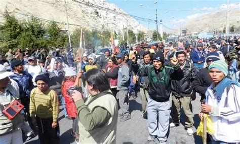 La Oroya Pobladores Liberaron La Carretera Central Y Levantaron El