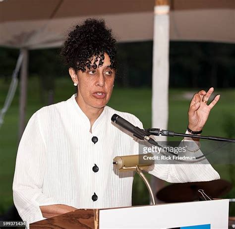 Hot Sexy Lani Guinier Bikini Pics