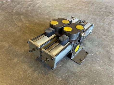 Gresen Vdc Hydraulic Directional Control Valve Bigiron Auctions