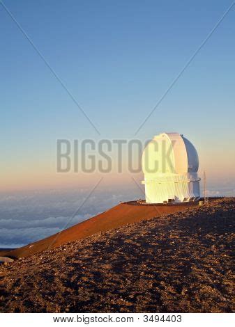 Mauna Kea Observatory Image & Photo (Free Trial) | Bigstock