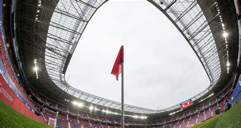 Cómo Hemos Cambiado Dos Estadios Míticos Del Fútbol Español Que Se