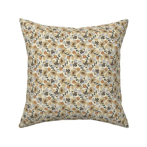 Vintage Bee Mine Floral Mini Fabric Spoonflower