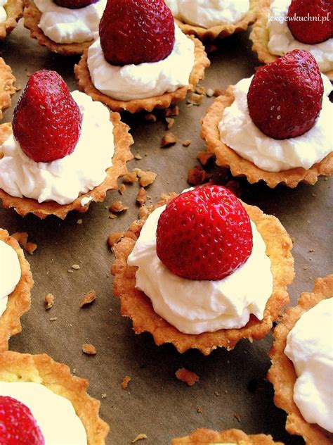 Kruche Babeczki Z Mascarpone I Truskawkami Strawberry Mini Tarts