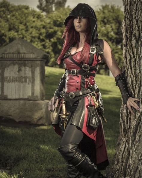 Ireland Reid Unveils Her Badass Assassins Creed Inspired Cosplay Cosplay Woman Cosplay