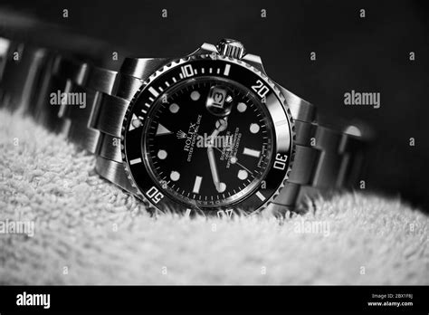 Antique rolex submariner date watch hi-res stock photography and images ...