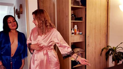 This Masseuse Got Horny And Wants To Fuck Me Free Porn D Xhamster