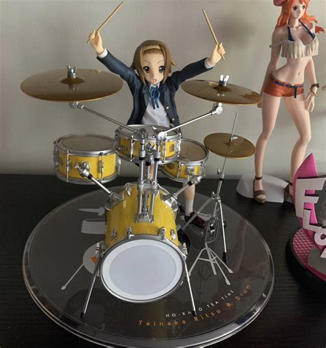 A girl every drummer should have : r/AnimeFigures