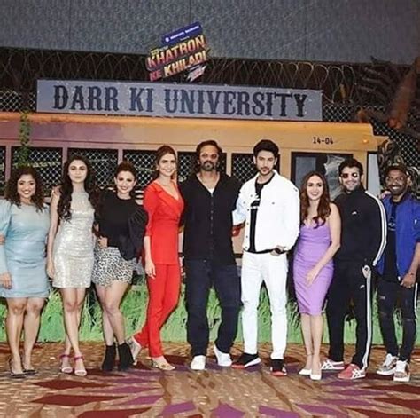 Karishma Tanna Emerges As The Winner Of Rohit Shettys Khatron Ke