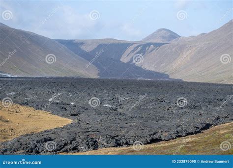 Paisagem Da Rocha De Lava Derretida Negra Na Erup O Do Vulc O