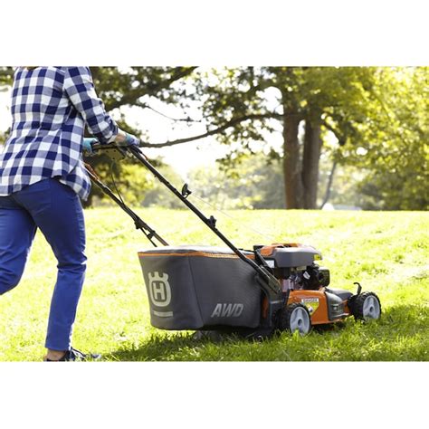 Husqvarna Hu800awd 190 Cc 22 In Self Propelled Gas Lawn Mower With