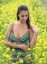 Busty Olivia Cosmid Nude Photo Gallery Morazzia