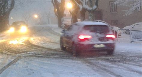 Allerta Meteo Nell Entroterra Scuole Chiuse In Diversi Comuni Ecco Dove