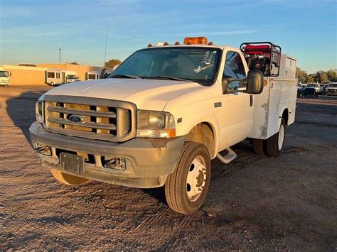 2003 Ford F550 Super Duty Utility Truck - Sierra Auction Management Inc