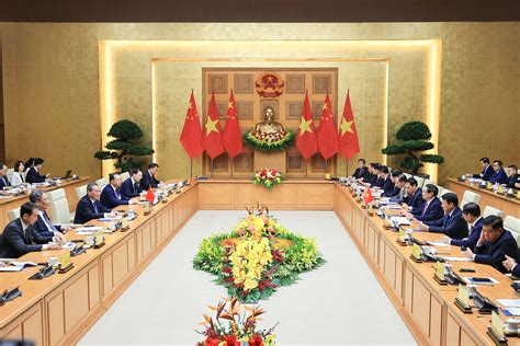 Le Premier Ministre Pham Minh Chinh S Entretient Avec Le Premier