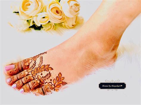 Elegant Henna Tattoo Designs for Feet - K4 Fashion