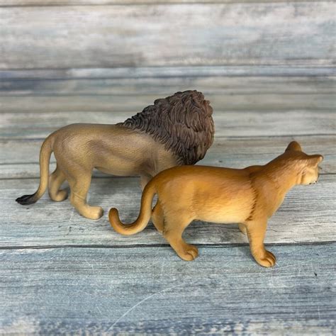 Schleich Lion Adult Male Female Lioness African Safari Zoo Wildlife