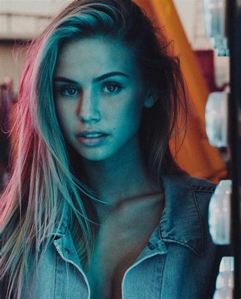 Pin Sarahbarnett02 Scarlett Leithold Scarlett Model