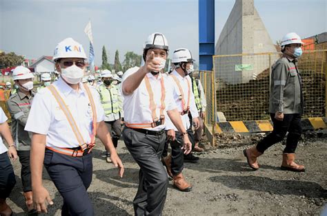 Menko Luhut Dan Gubernur Ridwan Kamil Tinjau Proyek Kereta Cepat