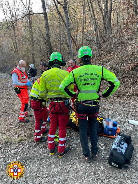 Marzo Cortogno Di Casina Re Soccorso Motociclista