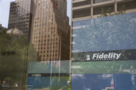 Fidelity Investments Reports Record Revenue in 2016 - WSJ