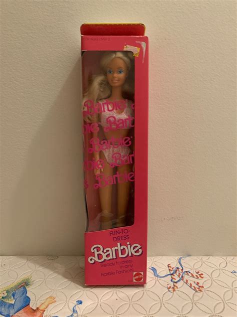 Mattel Fun To Dress Barbie Doll 4558 Ready To Dress In Any Barbie