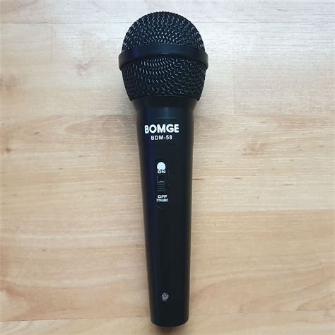 BOMGE BDM 58 Dynamic Cardioid Handheld Vocal Microphone With Reverb