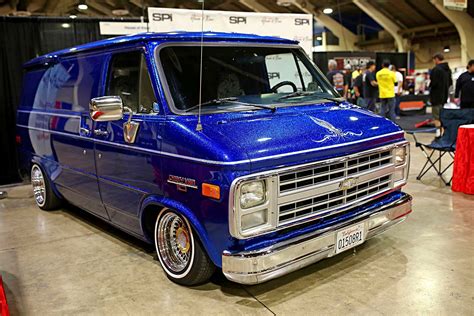 1989 Chevy Van 10 Gnrs 19 Spotlight Chevy Van Chevy Chevrolet Van