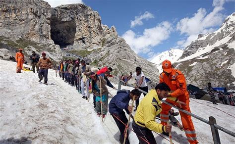 Amarnath Yatra: Staggered Amarnath Yatra Amid Coronavirus Lockdown, 500 Pilgrims Per Day